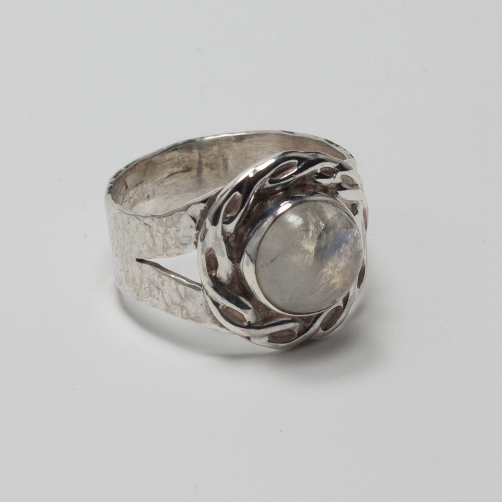 Moonstone ring, rainbow moonstone ring, Celtic braid, hammered texture sterling silver ring, gift for her, gift for him