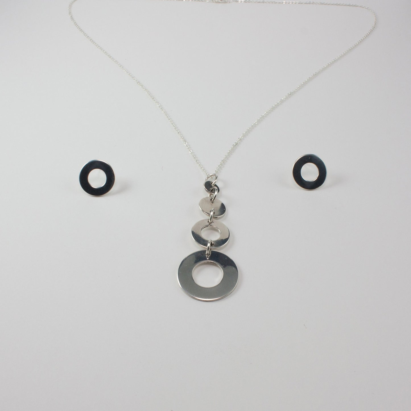Sterling silver washer and spot necklace