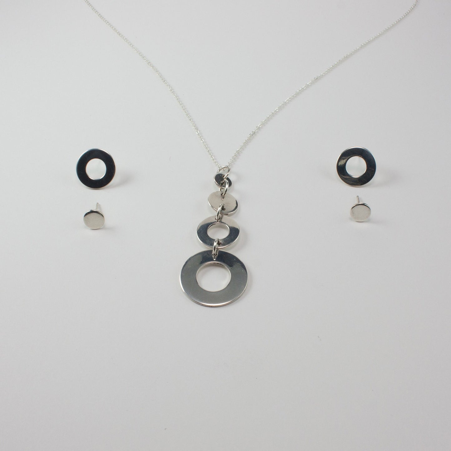 Sterling silver washer and spot necklace
