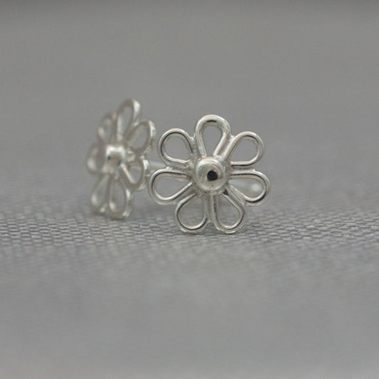 Flower post earrings, daisy post earrings, stud earrings,  in sterling silver, gift, her, girl, woman